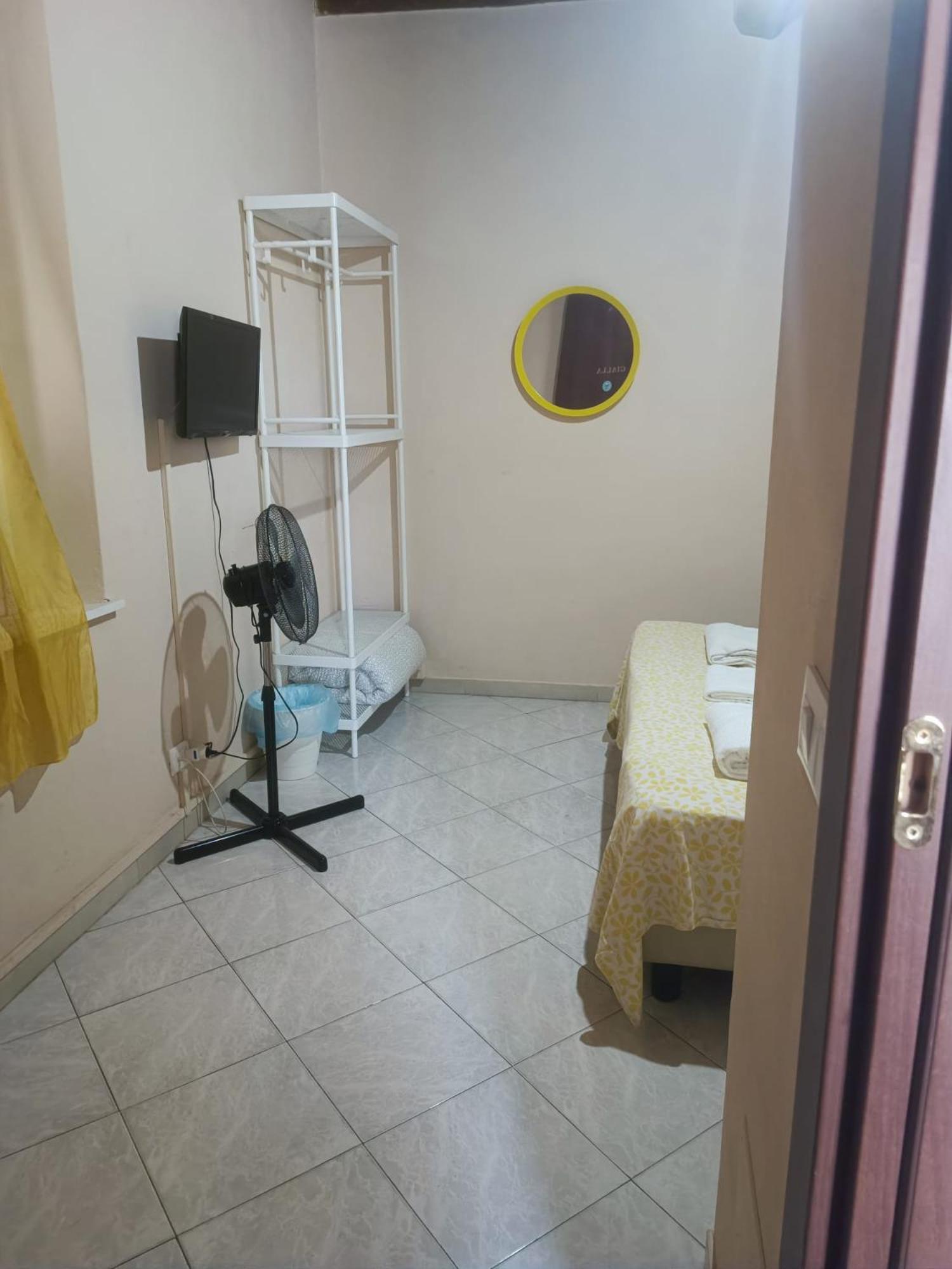 Smile Tower House Hotel Pisa Exterior photo