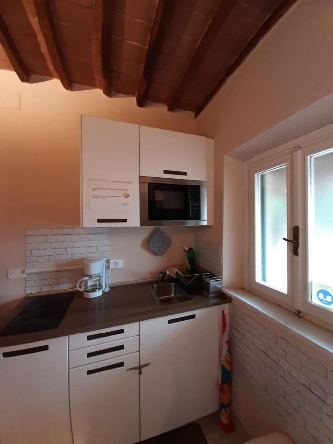 Smile Tower House Hotel Pisa Exterior photo